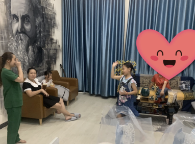 Tại Sao Ngày Nay Trẻ Em Hay Bị Cong Vẹo Cột Sống?